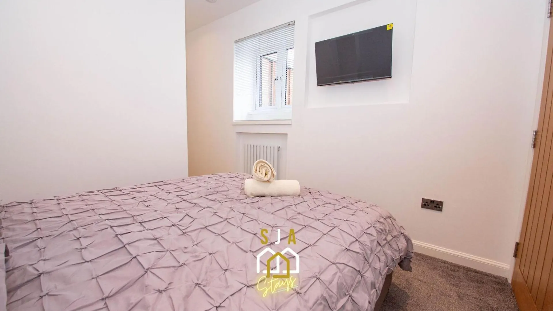 Affleck Retreat 5 - Sja Stays - Modern 1 Bed Apartment Абердин
